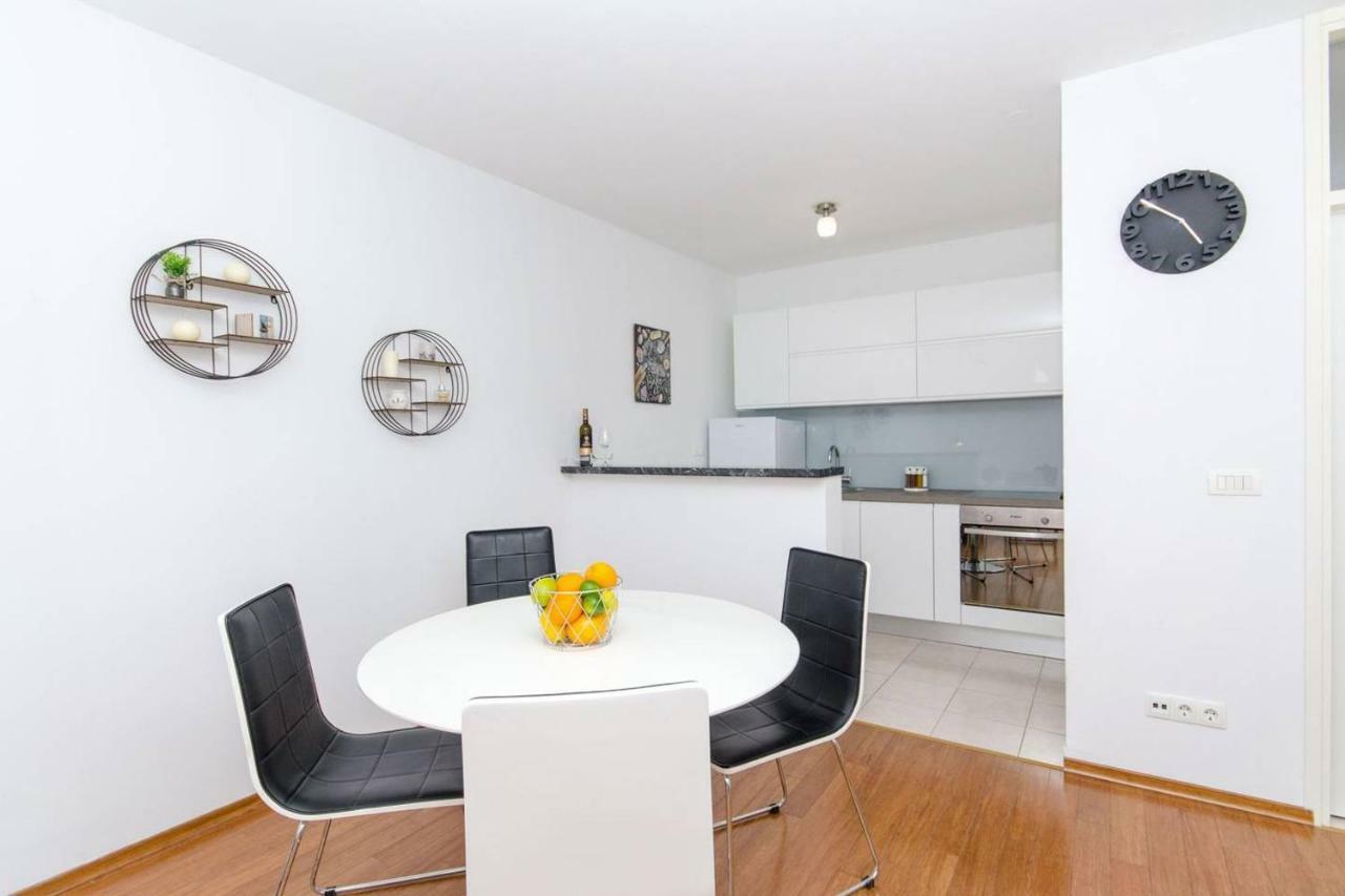 Apartment Sara Split Luaran gambar