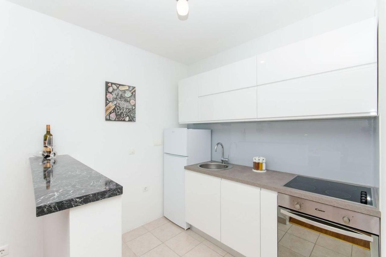 Apartment Sara Split Luaran gambar
