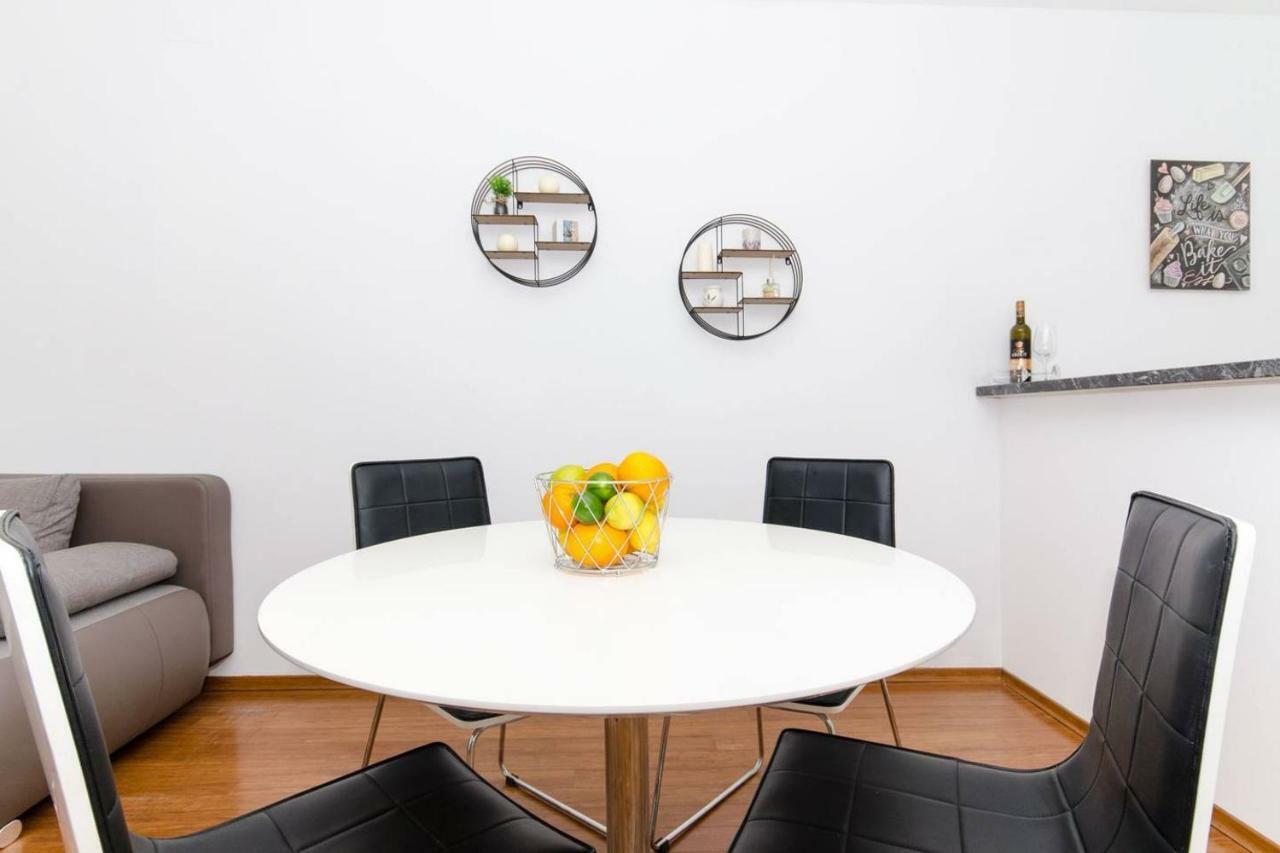 Apartment Sara Split Luaran gambar